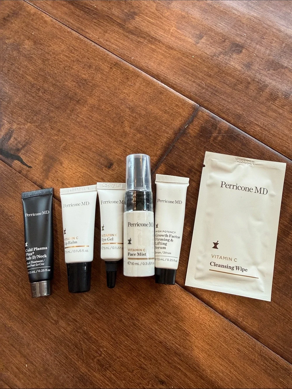 Perricone MD Sample Pack NEW - Picture 1 of 2